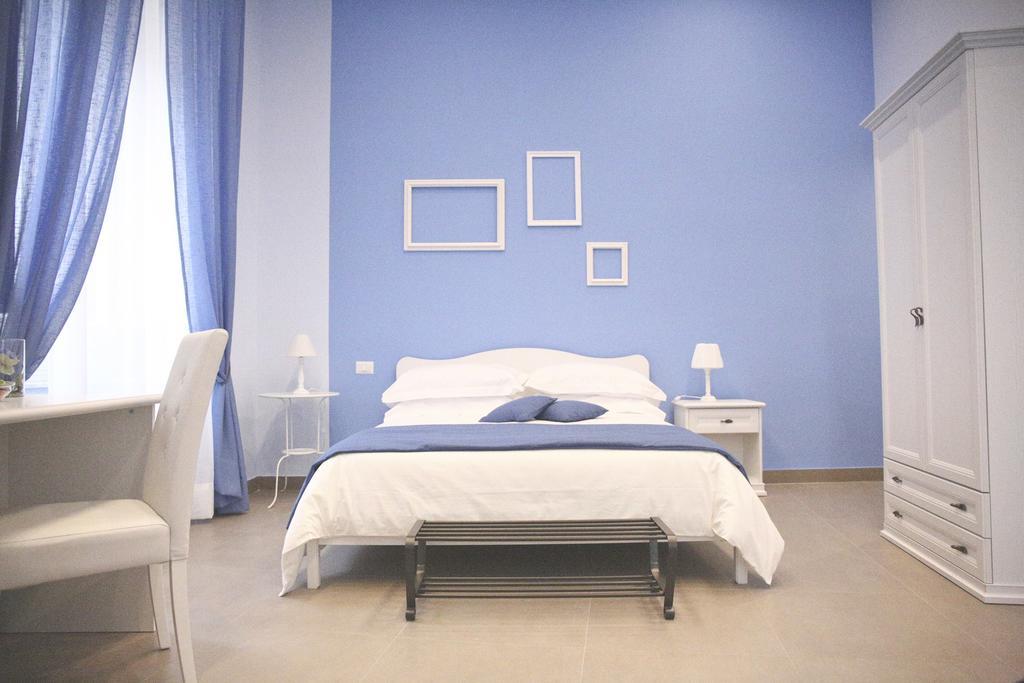 La Baia Di Partenope Naples Room photo